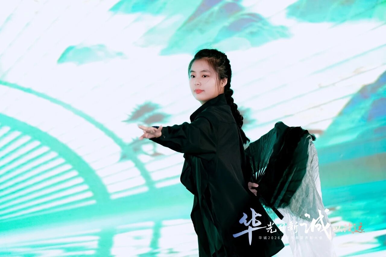 1770198732240053185.jpg d73d418a43d5e99a313091d43c8cbb31.jpg